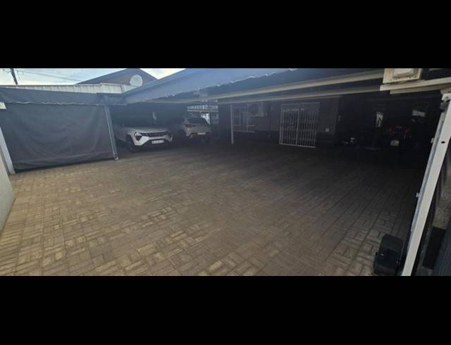 4 BEDROOM HOUSE FOR SALE IN ARCON PARK